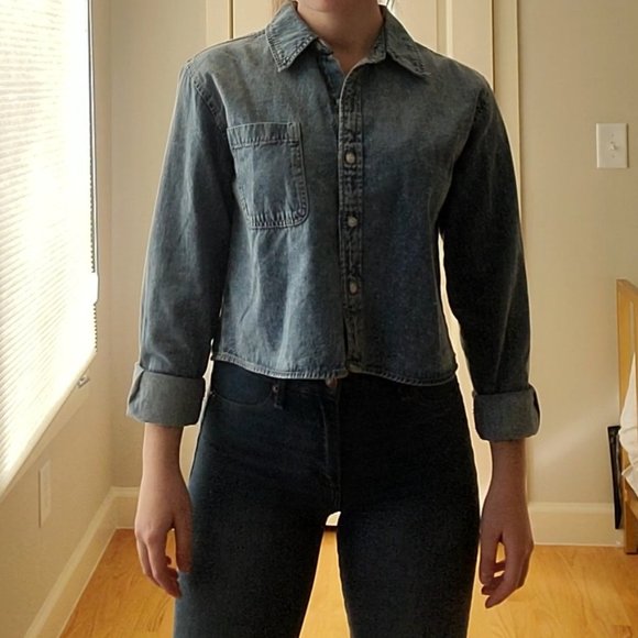 Universal Thread Tops - Cropped Denim Button-Up Top